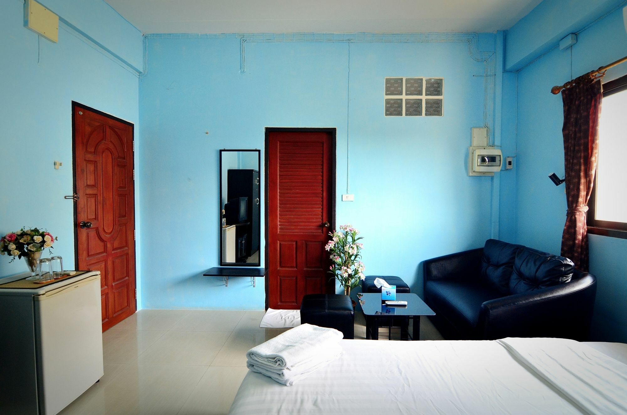 The Famous House - Jomtien Hotel Ngoại thất bức ảnh